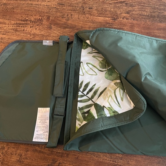 Little unicorn midnight poppy outdoor blanket 5x10ft - Picture 9 of 12